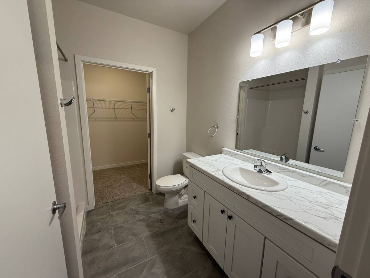 Apartment for rent at 1004 9th St W, Grafton, ND 58237