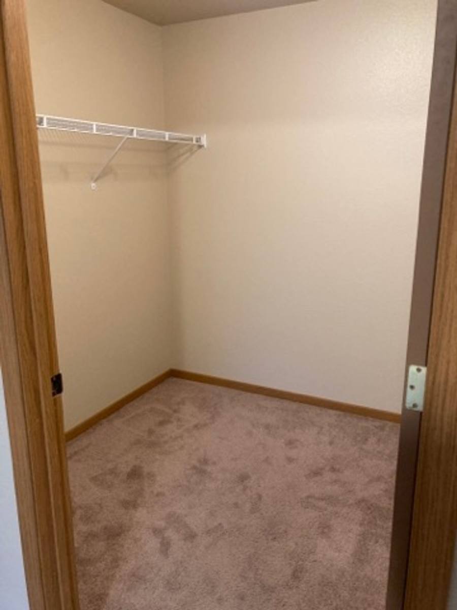 Apartment for rent at 940 W Turnpike Ave, Bismarck, ND 58501