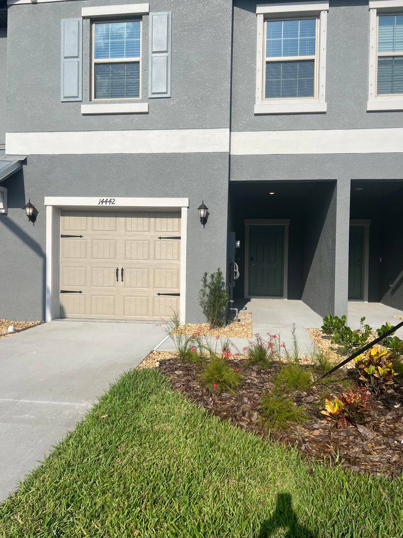 Townhouse for rent at 14442 Editors Note St, Sun City Center, FL 33573