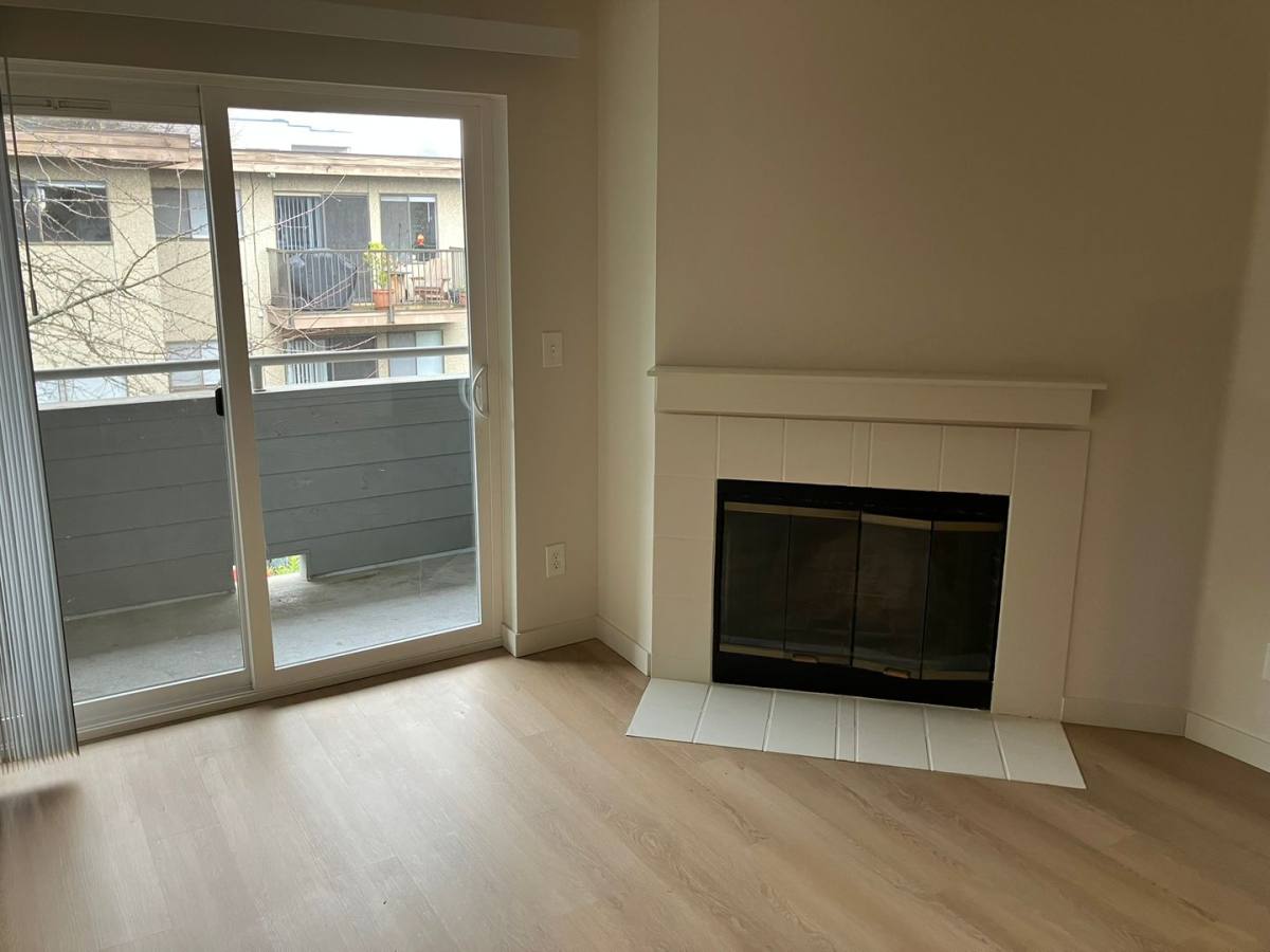 Apartment for rent at 3624 Phinney Ave N, Seattle, WA 98103