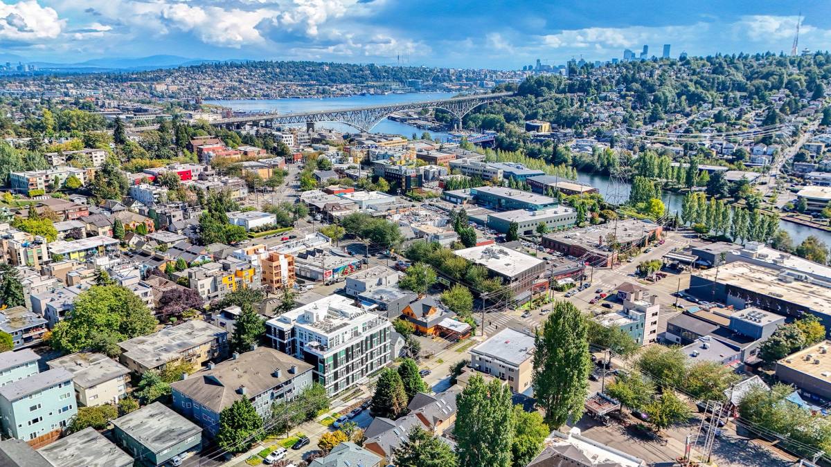 Apartment for rent at 3624 Phinney Ave N, Seattle, WA 98103