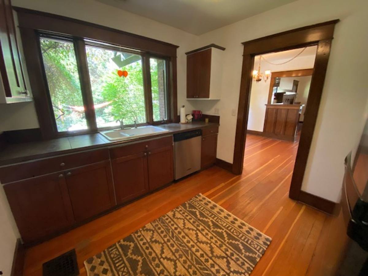 Apartment for rent at 1404 NW 1st St, Bend, OR 97703