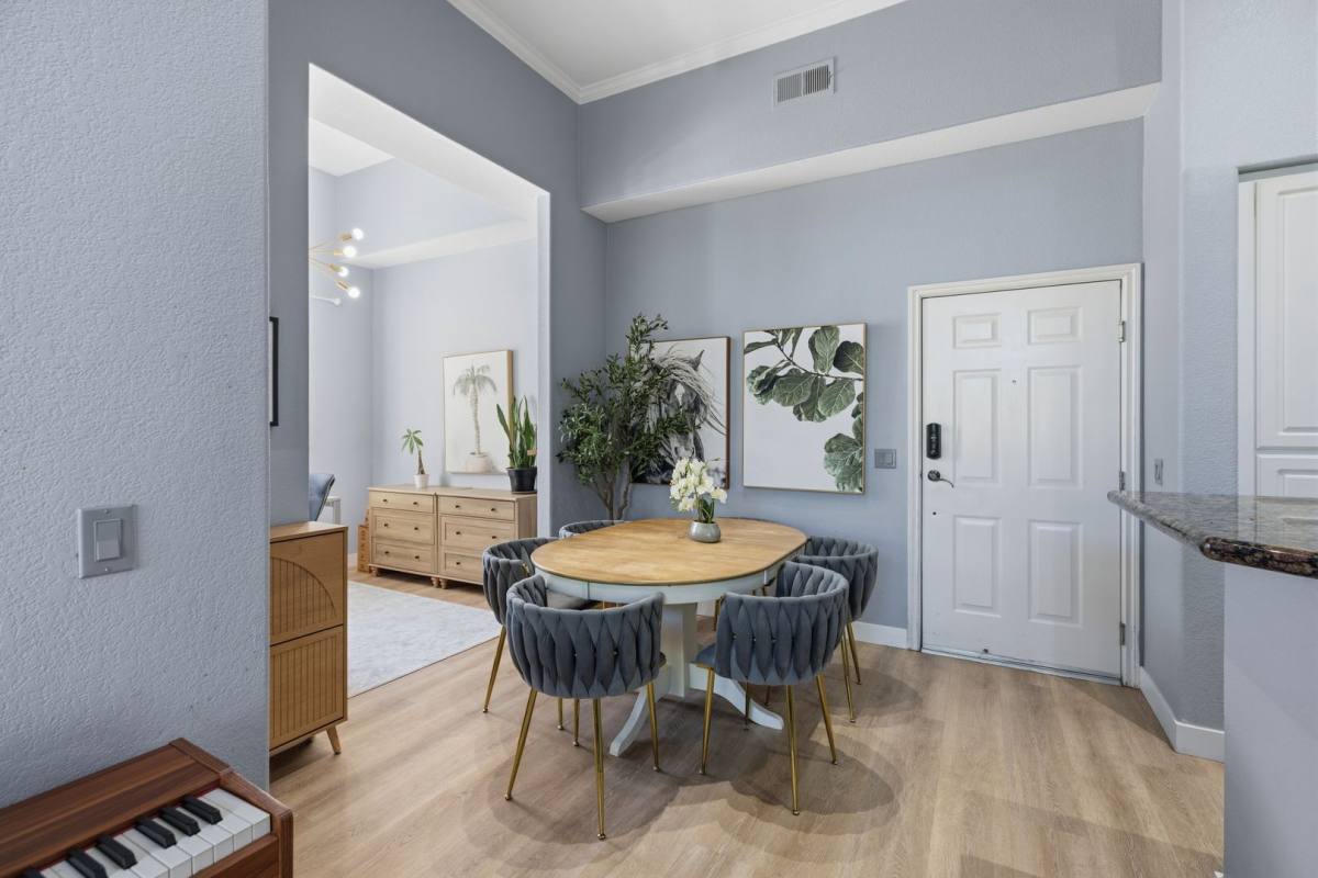 Apartment for rent at 4155 Executive Dr #E411, La Jolla, CA 92037