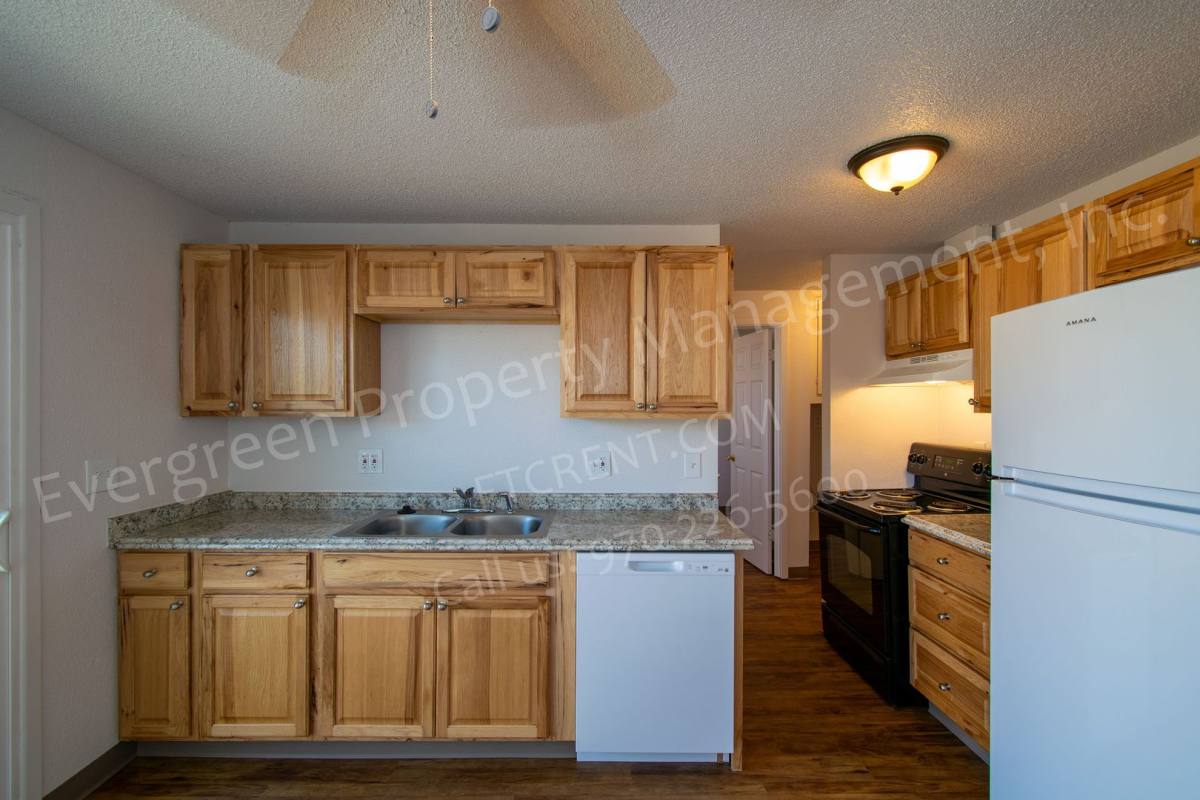 Apartment for rent at 4912 S Iowa Ave, Loveland, CO 80537