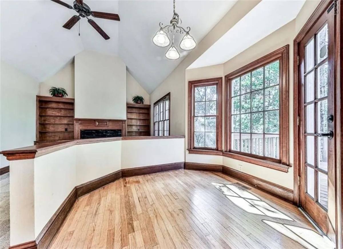 House for rent at 2851 Riverfront Dr, Snellville, GA 30039