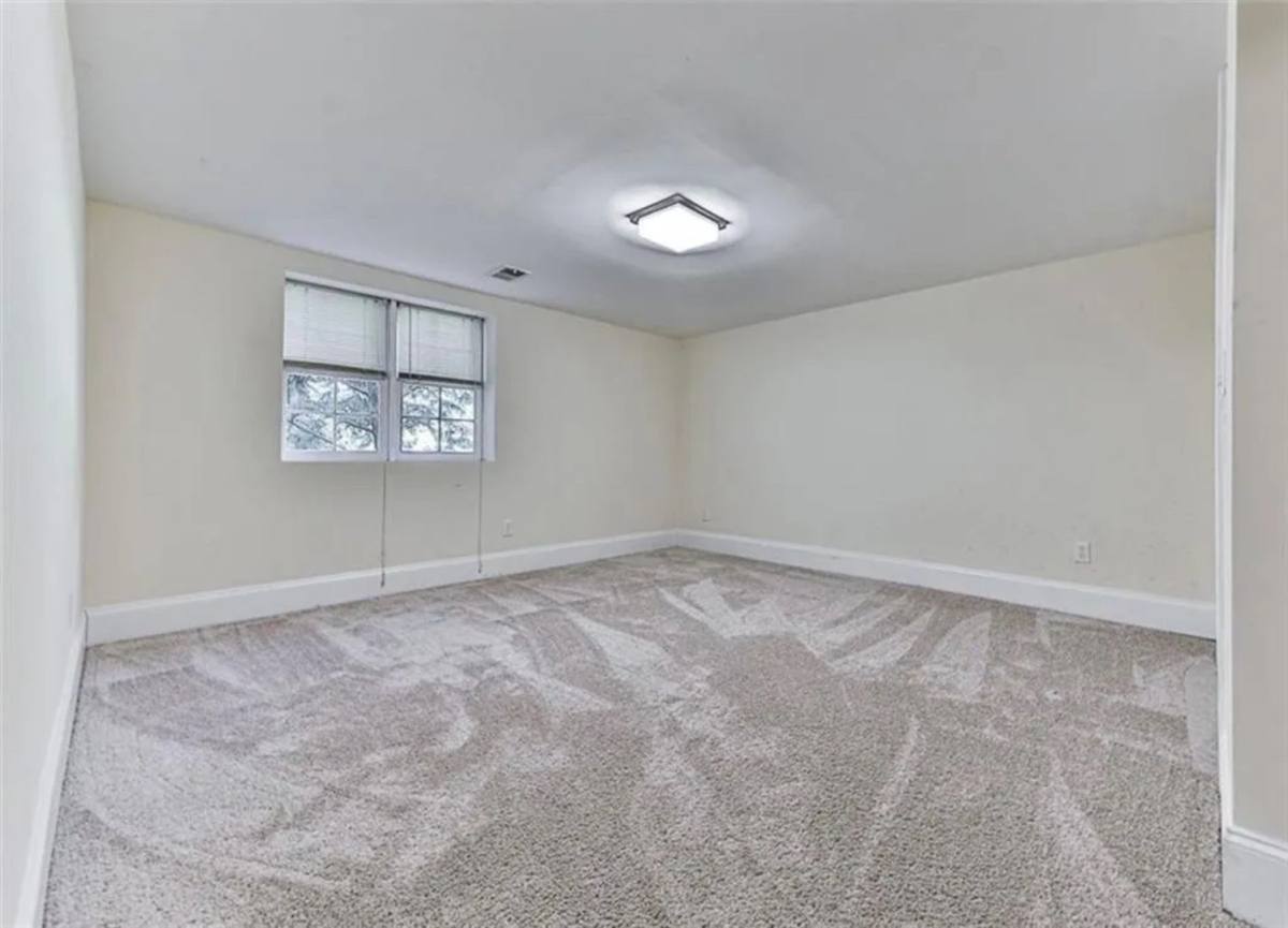 House for rent at 2851 Riverfront Dr, Snellville, GA 30039