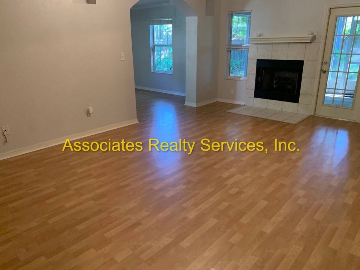 House for rent at 12214 NW 10th Place, Newberry, FL 32669