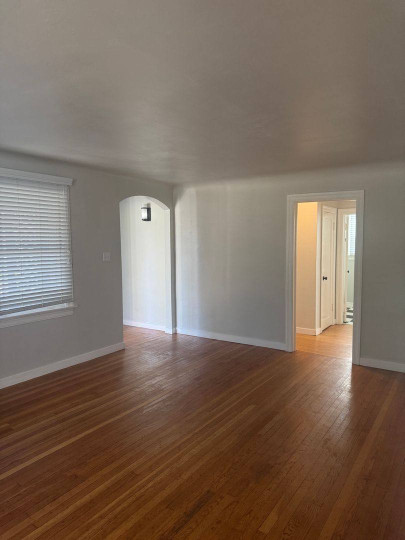 Apartment for rent at 2572 Russell St, Redding, CA 96001