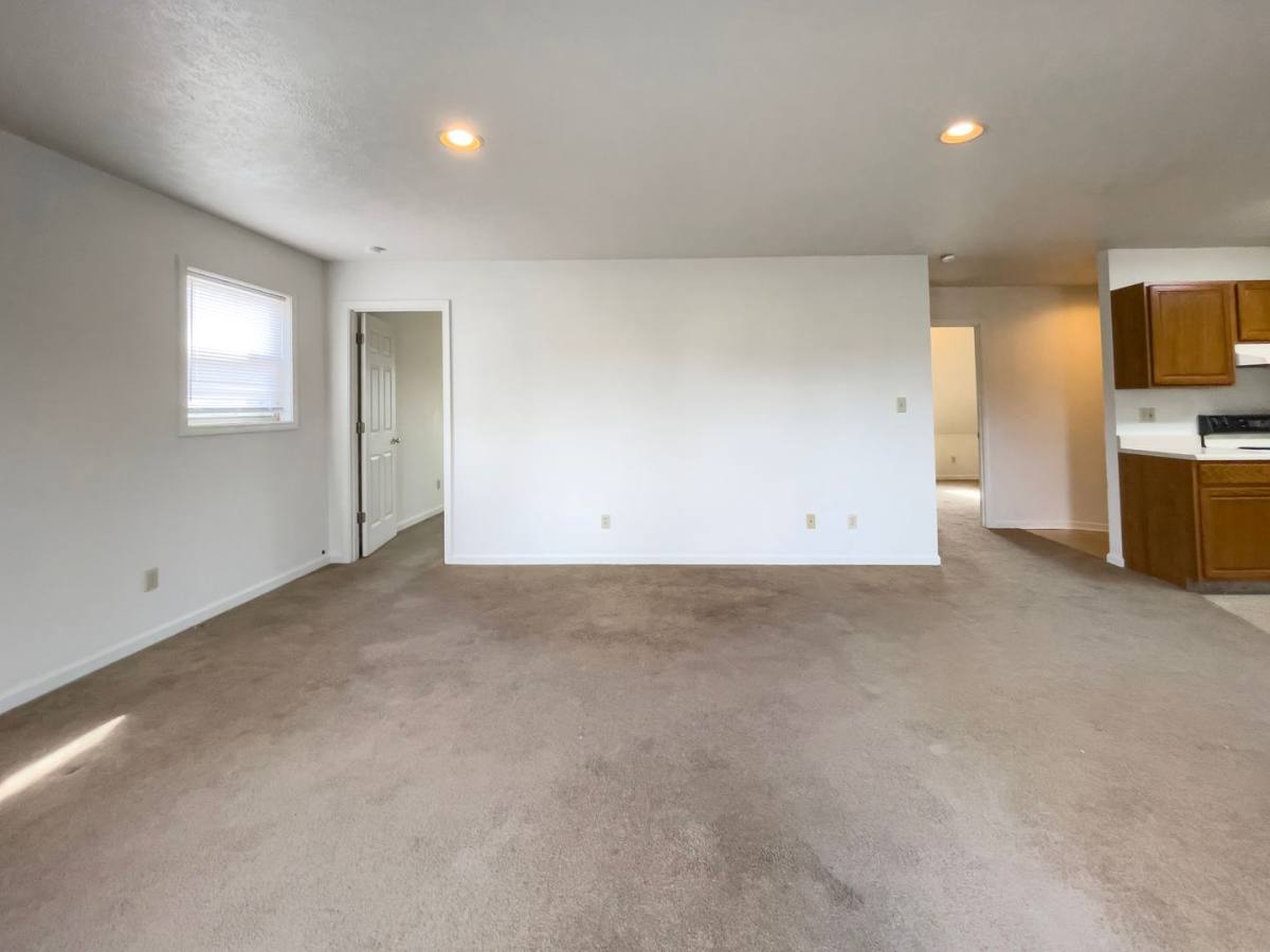 Apartment for rent at 9012 W Jackson St #B, Muncie, IN 47304