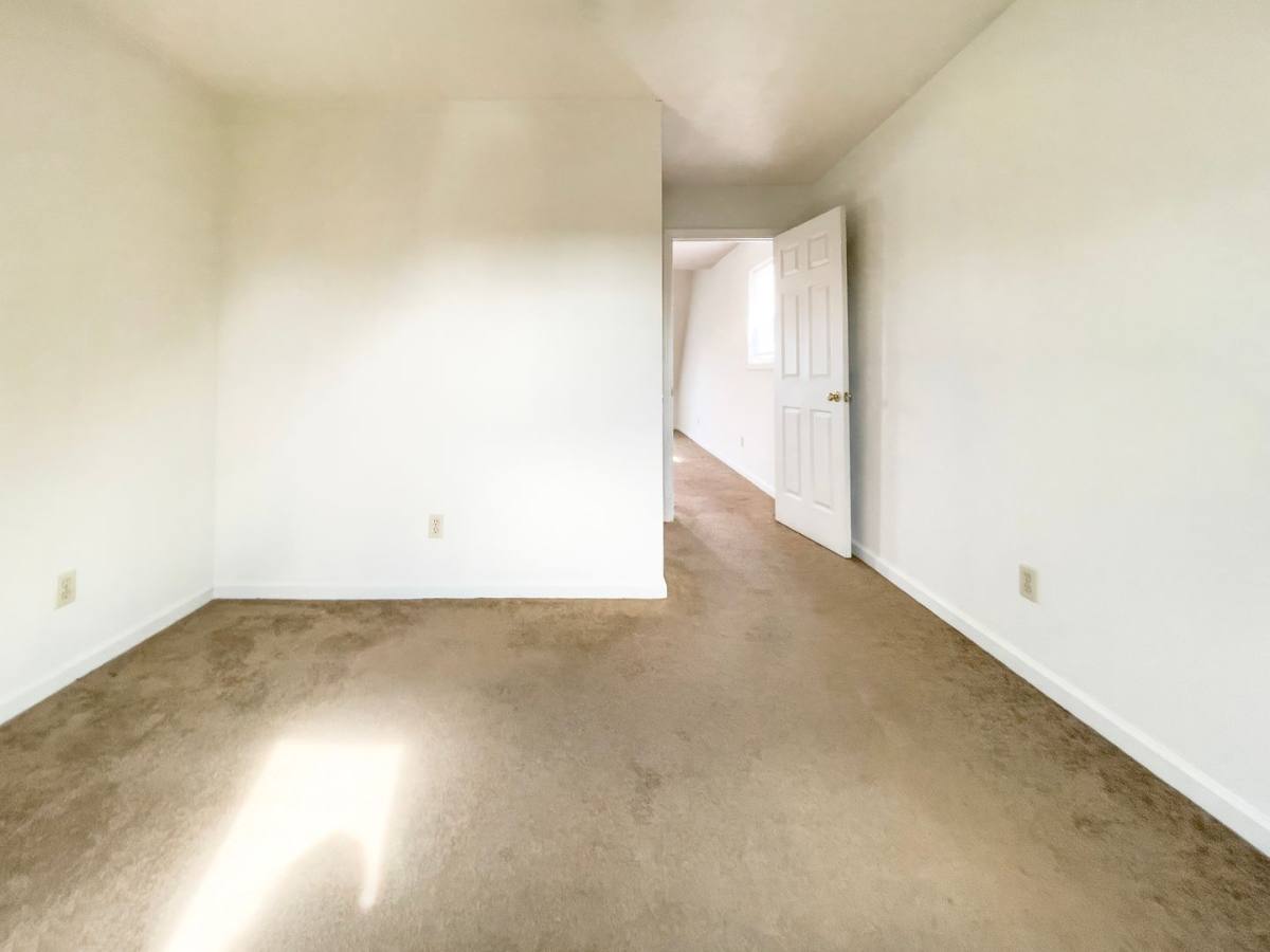 Apartment for rent at 9012 W Jackson St #B, Muncie, IN 47304
