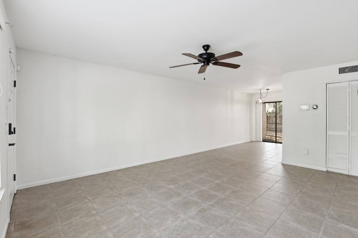 Condo for rent at 2300 SW 43 St #H3, Gainesville, FL 32607