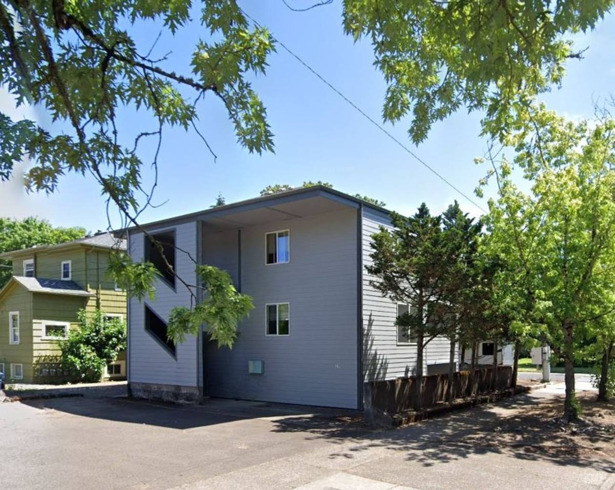 Apartment for rent at 315 NW 9th #6, Corvallis, OR 97330