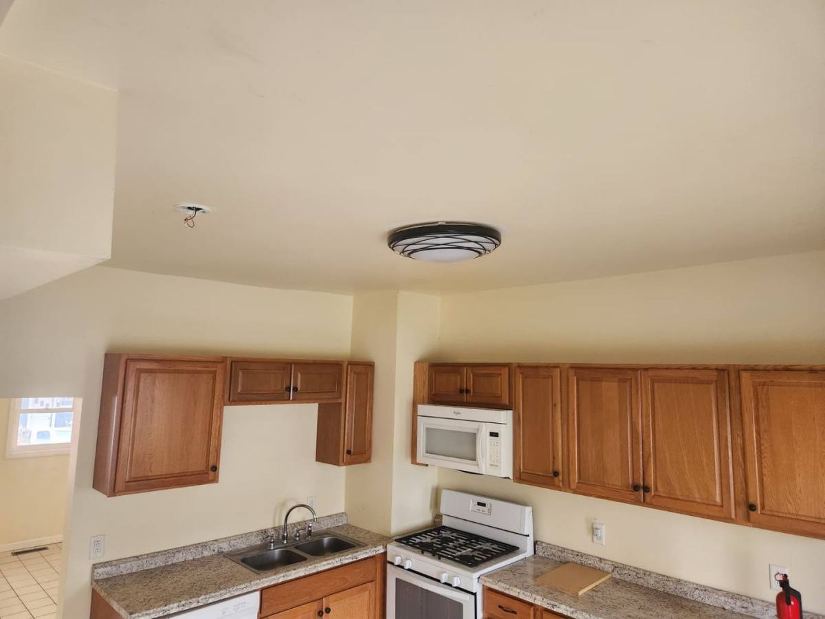 Apartment for rent at 413-415 N 6th Ave, Altoona, PA 16601