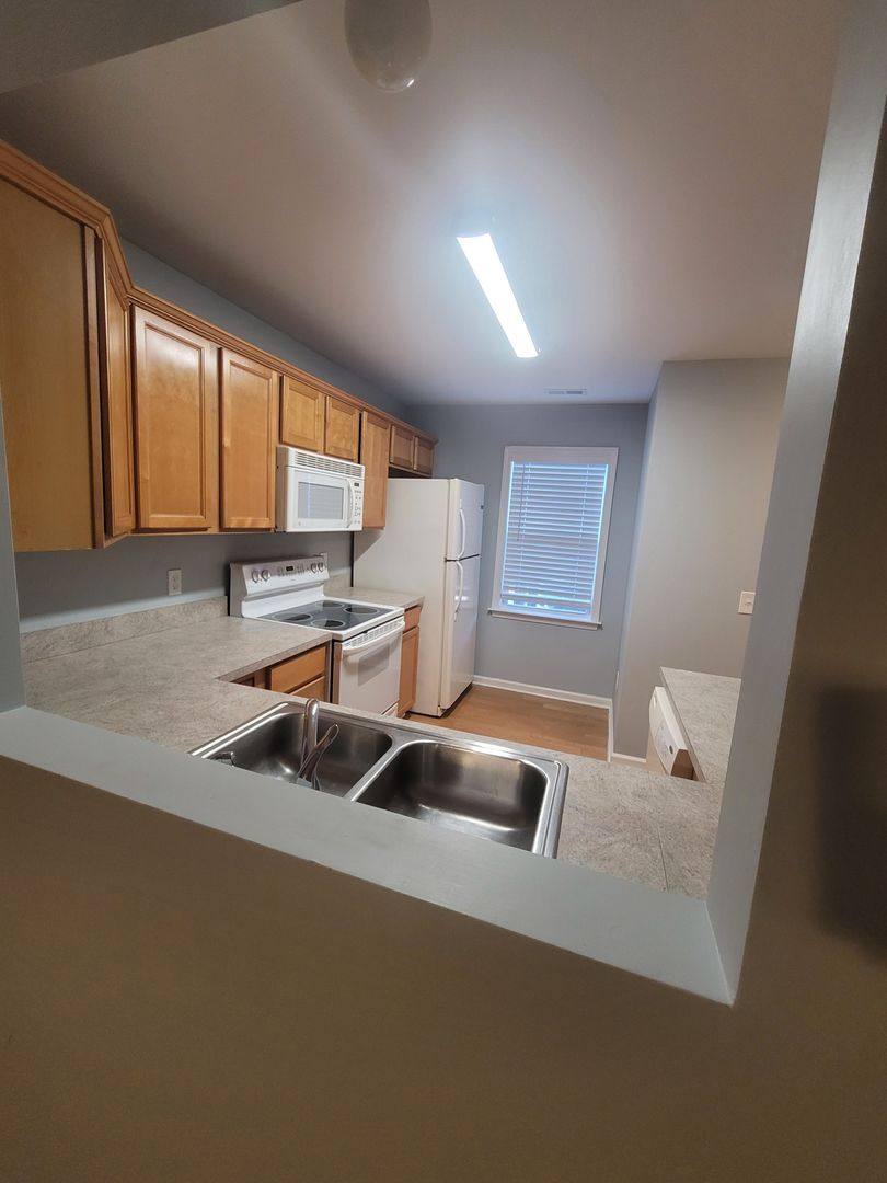 Apartment for rent at 5132 Greenville Loop Rd #B, Wilmington, NC 28409