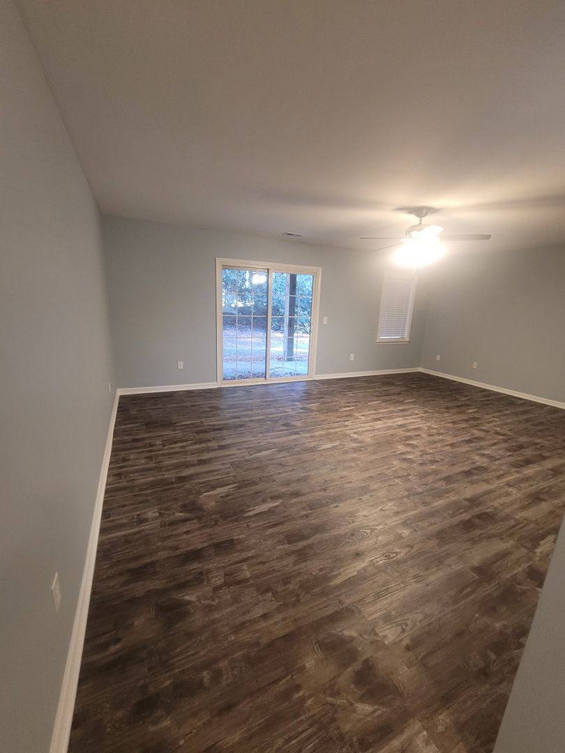 Apartment for rent at 5132 Greenville Loop Rd #B, Wilmington, NC 28409