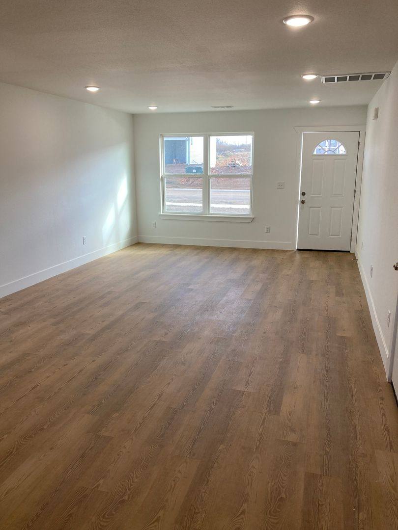 Apartment for rent at 1202 Nedra Dr, Decatur, AR 72722
