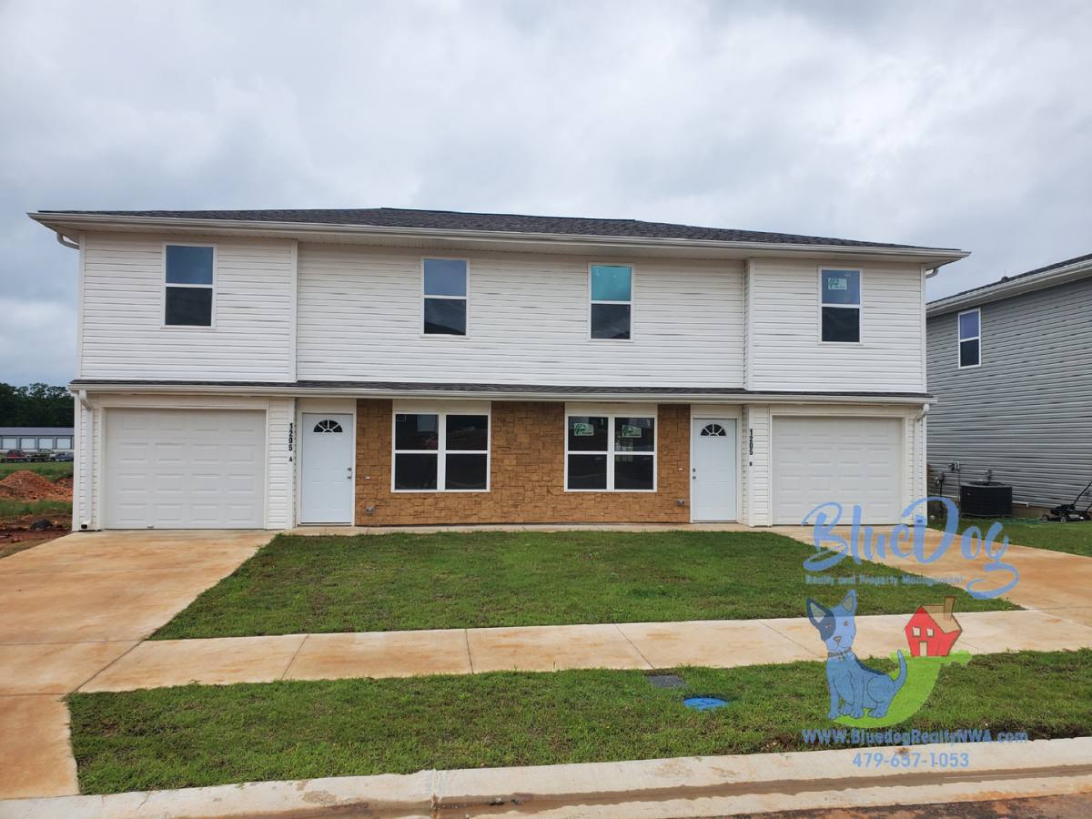 Apartment for rent at 1202 Nedra Dr, Decatur, AR 72722
