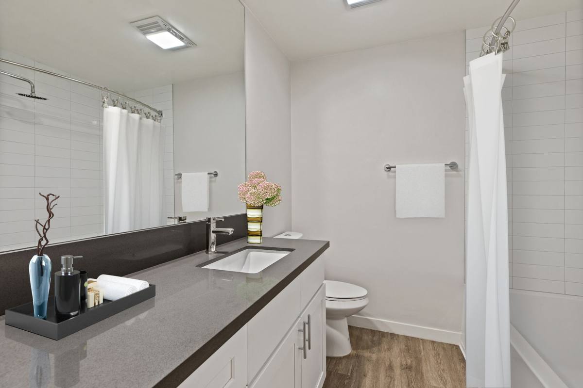 Apartment for rent at 1945 S Garth Ave, Los Angeles, CA 90034