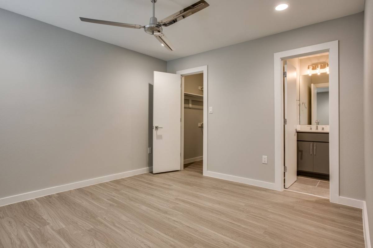 Apartment for rent at 3328 Cedarplaza, Dallas, TX 75219