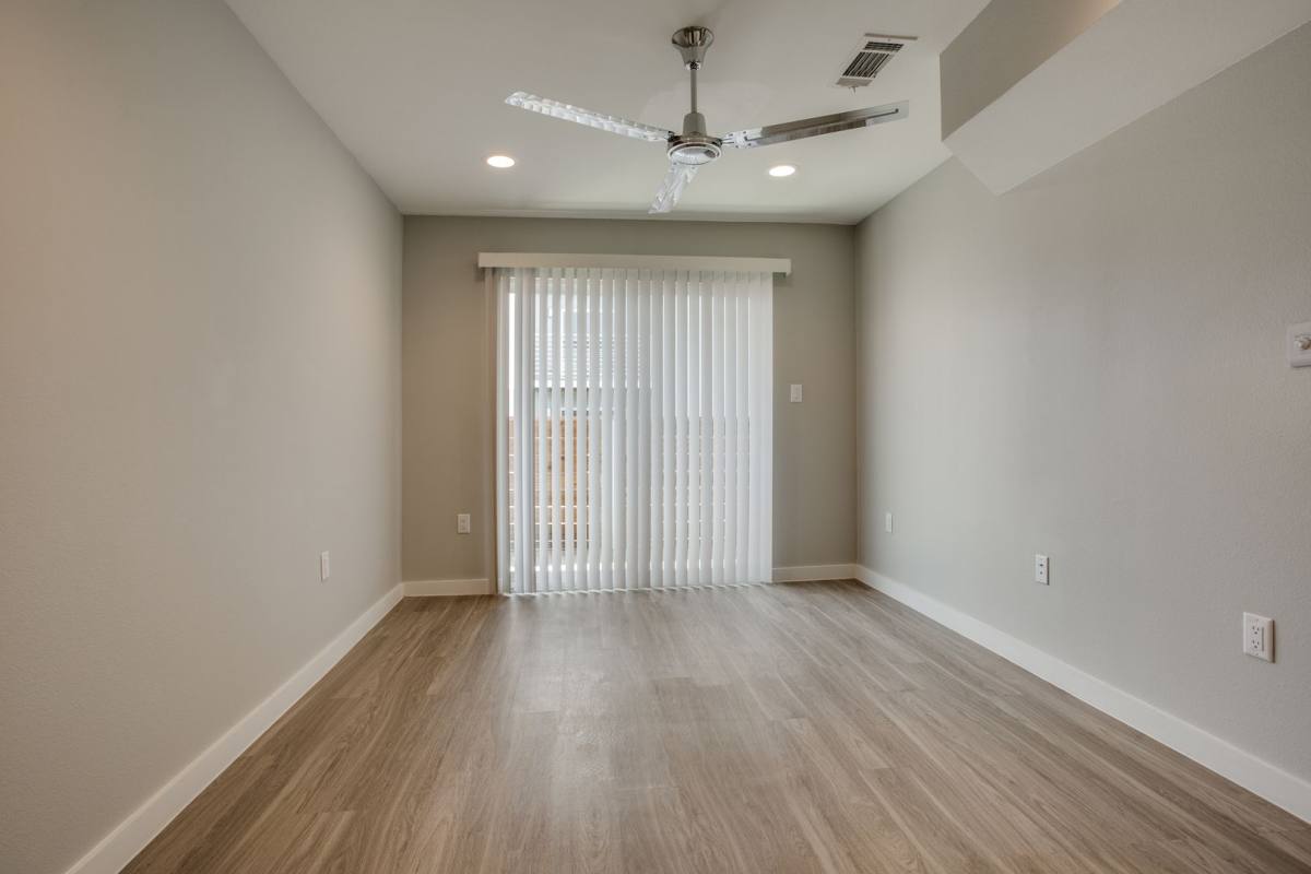Apartment for rent at 3328 Cedarplaza, Dallas, TX 75219