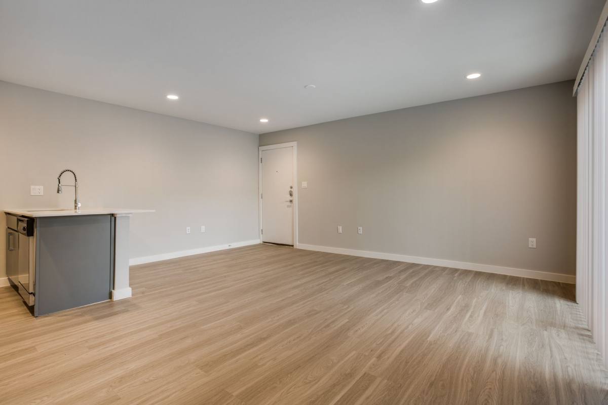 Apartment for rent at 3328 Cedarplaza, Dallas, TX 75219
