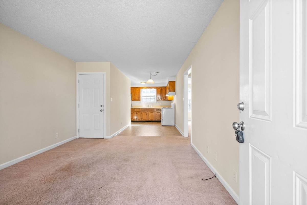 Townhouse for rent at 72 Current St, Clarksville, TN 37040