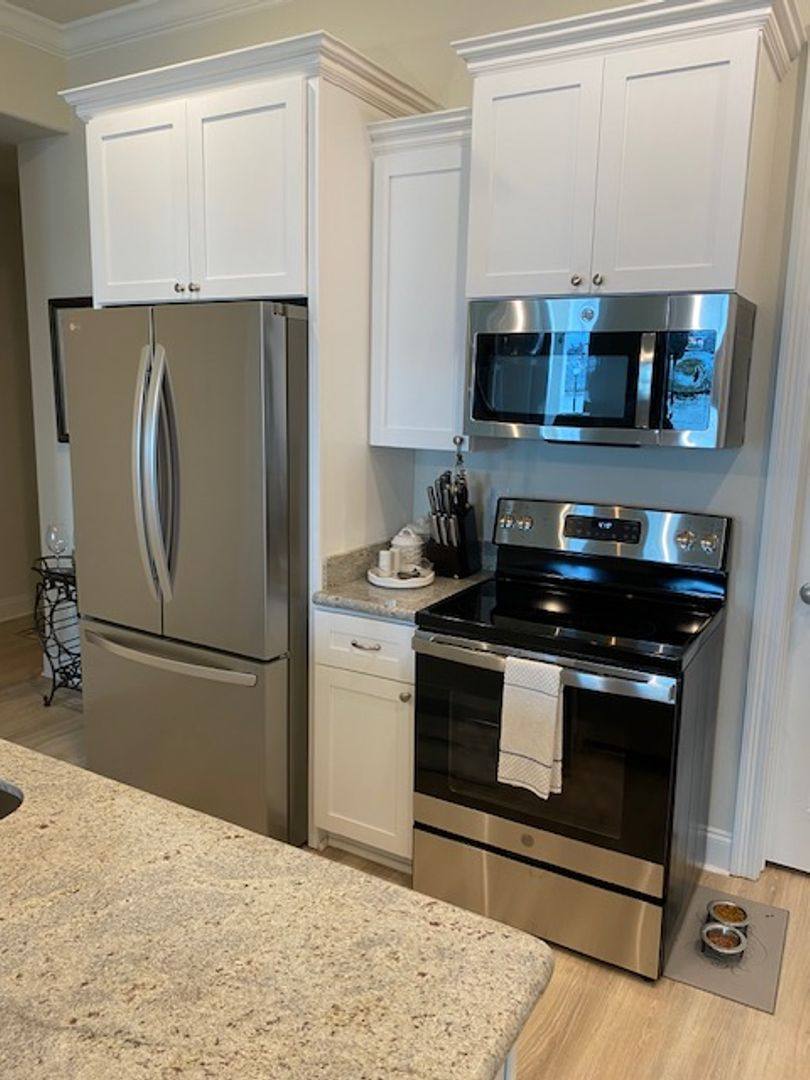 Condo for rent at 3004 Dock St, Pascagoula, MS 39567