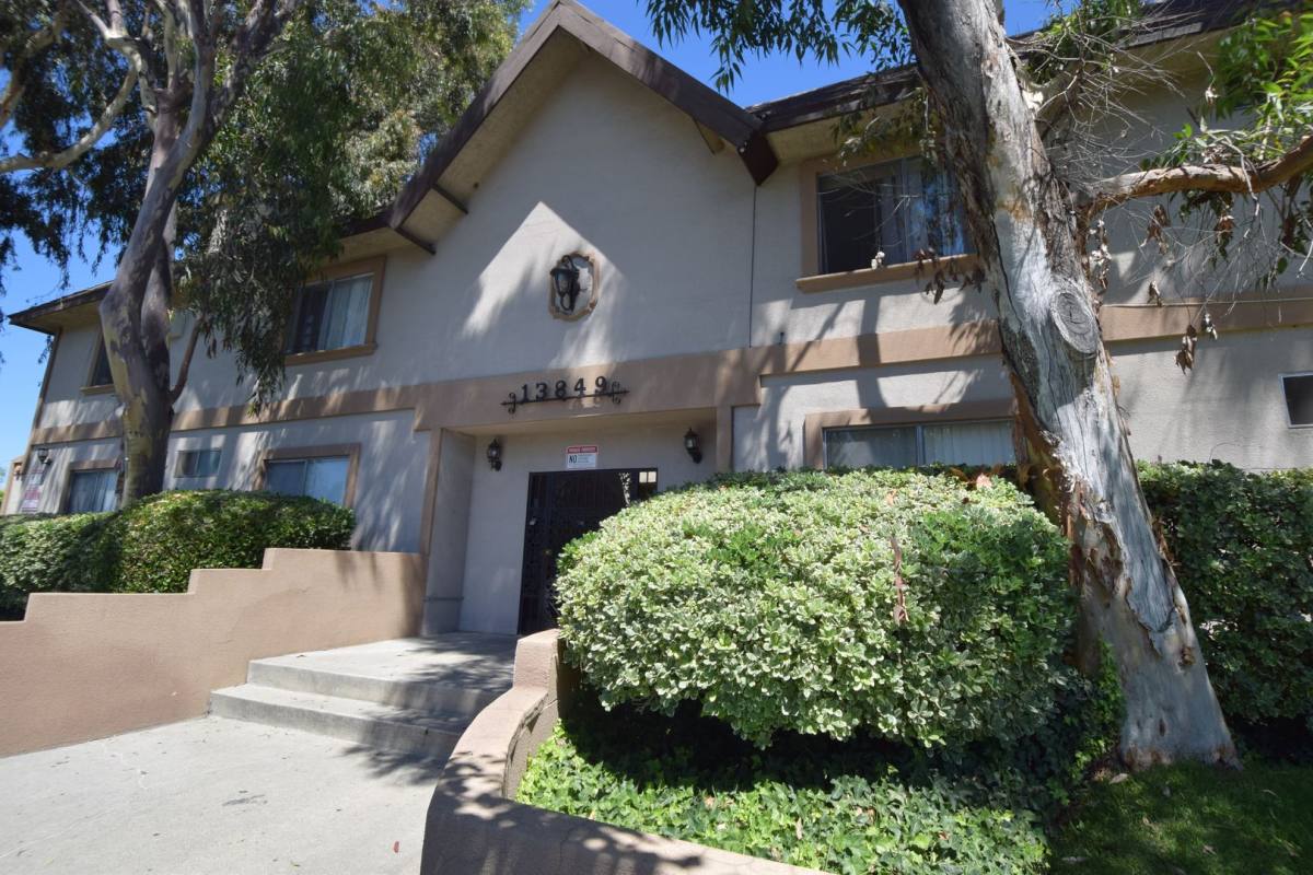 Apartment for rent at 13849 Chase St, Panorama City, CA 91402