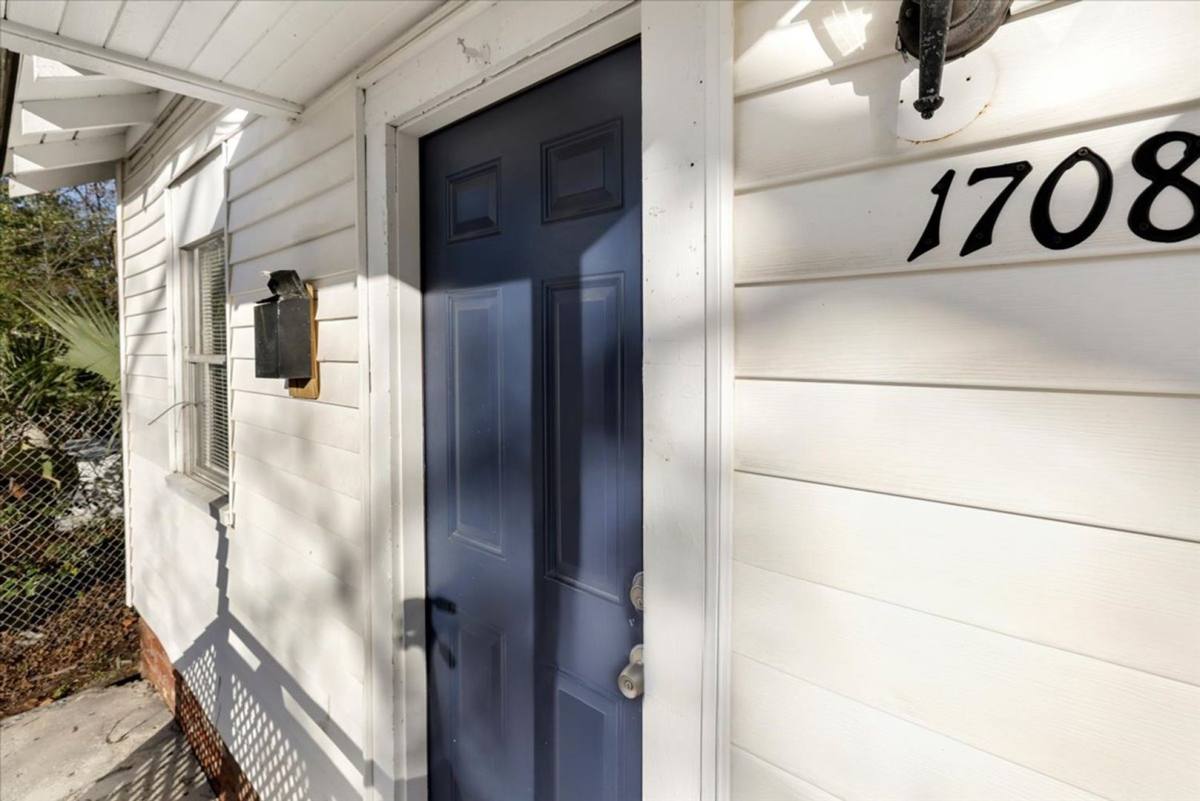 Apartment for rent at 1708 Lennox Court, Savannah, GA 31404