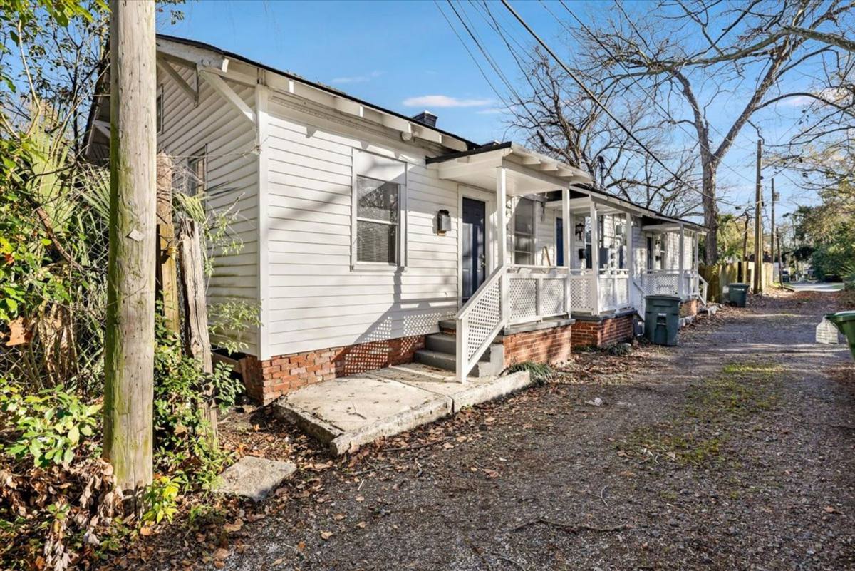 Apartment for rent at 1708 Lennox Court, Savannah, GA 31404