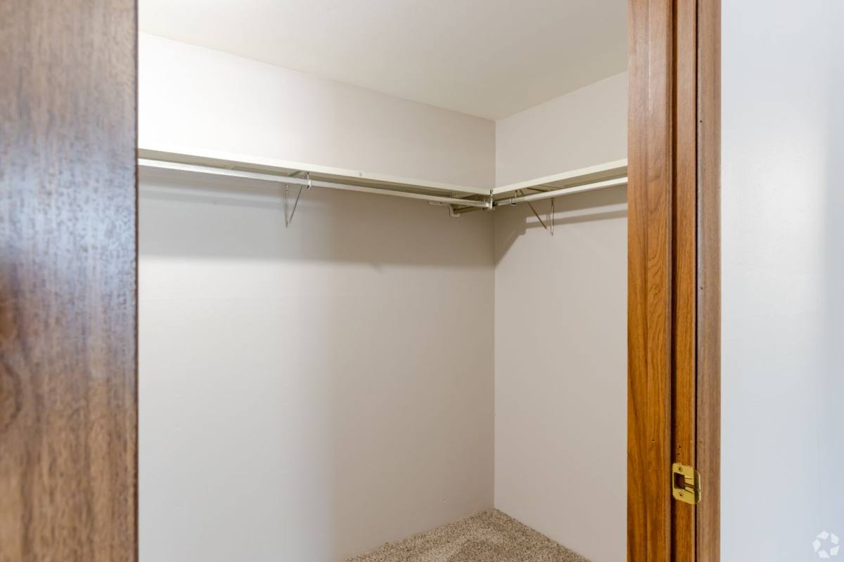 Apartment for rent at 935 W Loire Court, Peoria, IL 61614