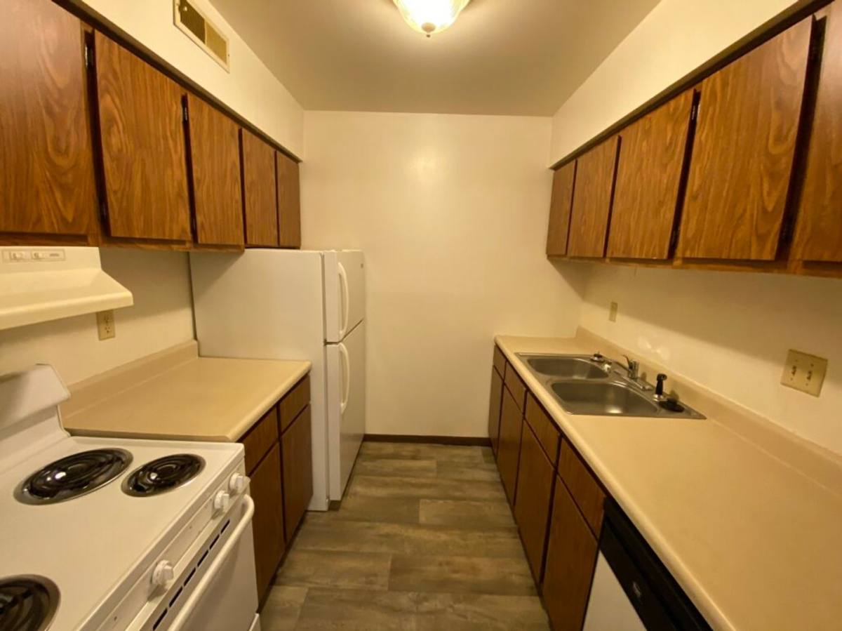 Apartment for rent at 935 W Loire Court, Peoria, IL 61614