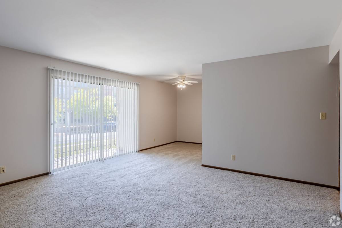Apartment for rent at 935 W Loire Court, Peoria, IL 61614