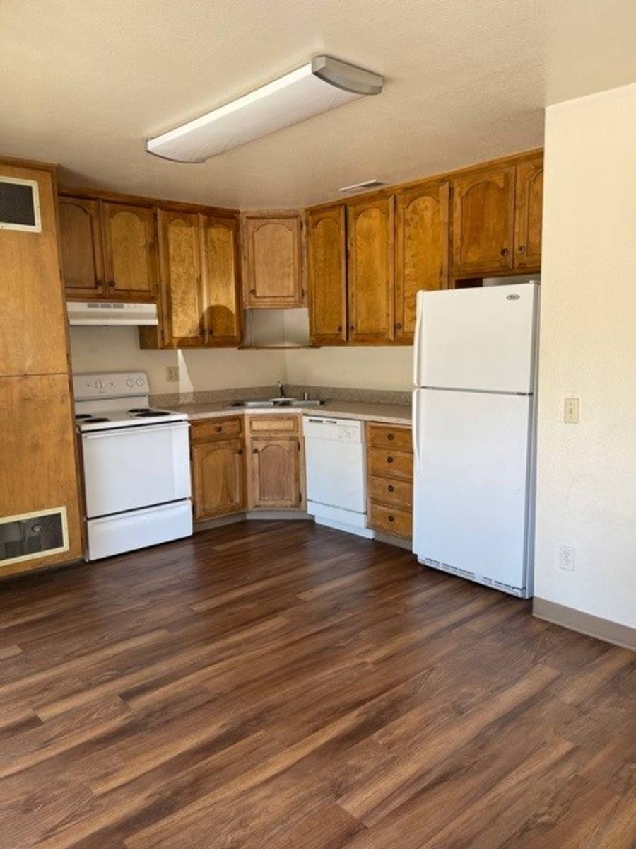 Apartment for rent at 1001 W Sacramento Ave, Chico, CA 95926