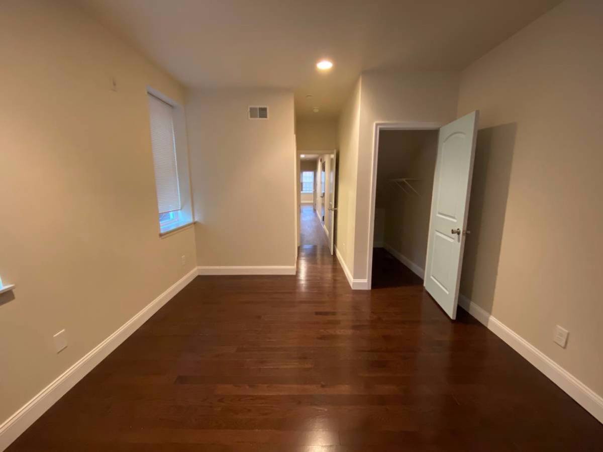 Apartment for rent at 826 Reed St, Philadelphia, PA 19147