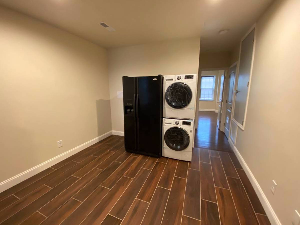 Apartment for rent at 826 Reed St, Philadelphia, PA 19147