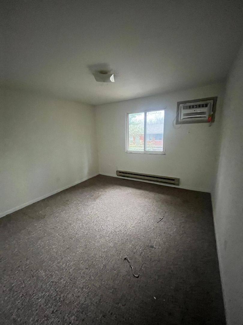 Apartment for rent at 728 W Dixie, Bloomington, IN 47403