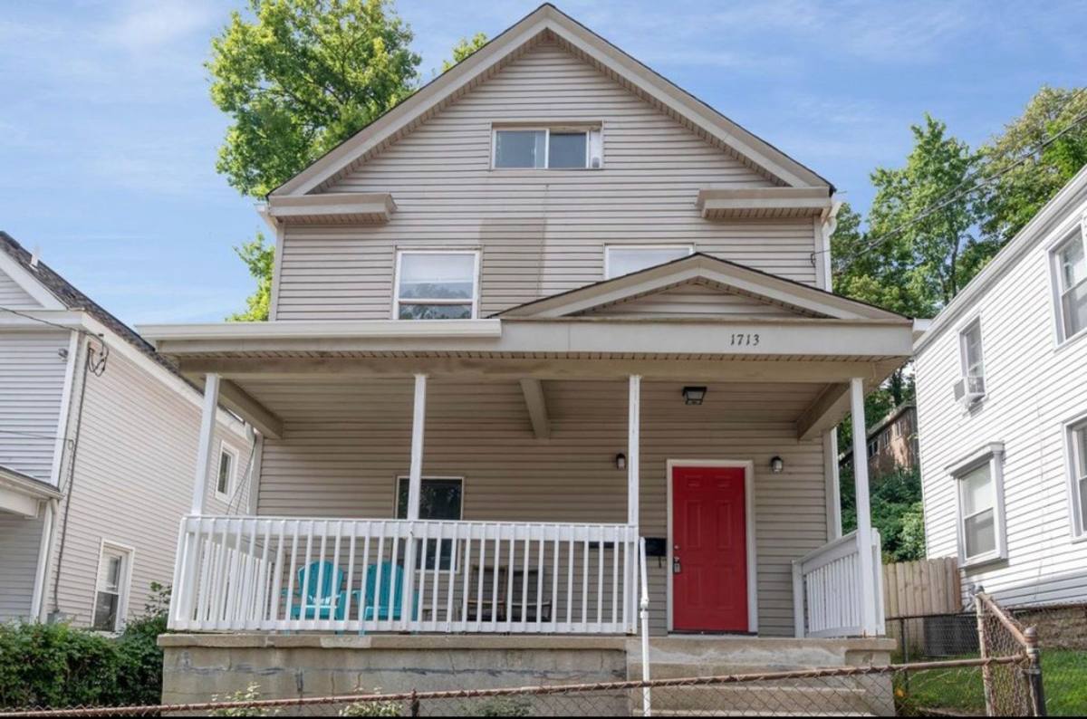 Apartment for rent at 1713 William Howard Taft Rd, Cincinnati, OH 45206