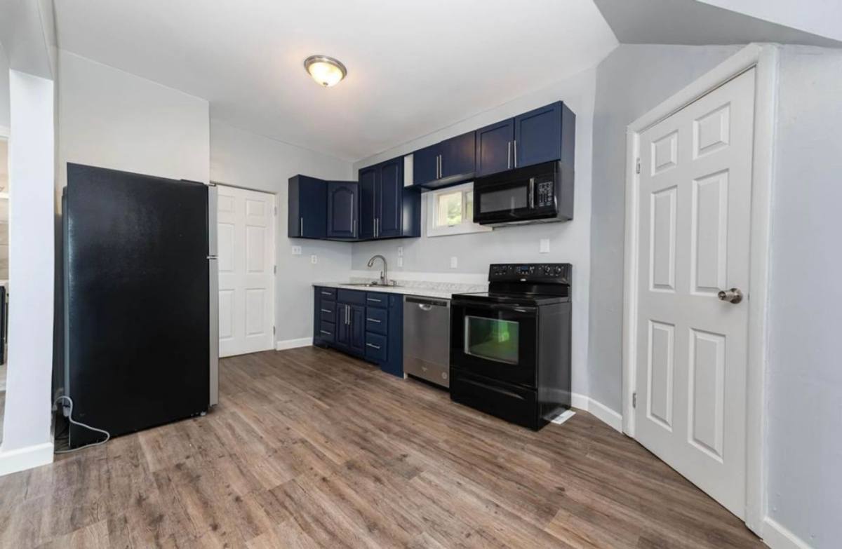 Apartment for rent at 1713 William Howard Taft Rd, Cincinnati, OH 45206