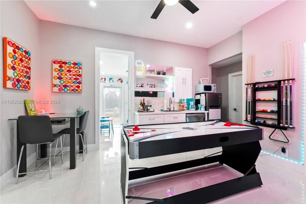 House for rent at 2600 NE 15th St, Fort Lauderdale, FL 33304