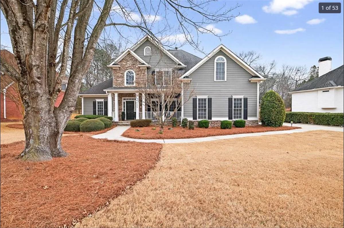 House for rent at 4023 Lost Oak Dr, Buford, GA 30519