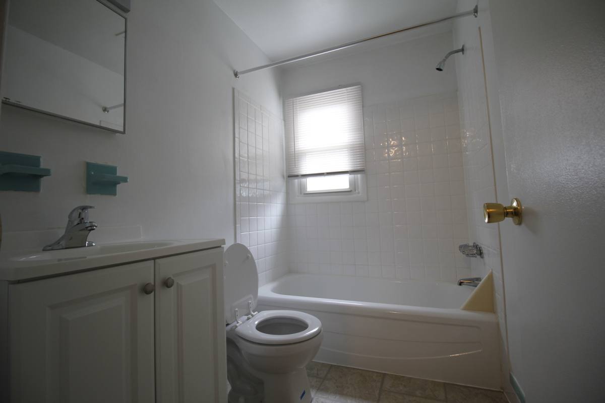 Apartment for rent at 300 W Adams Ave, Magnolia, NJ 08049