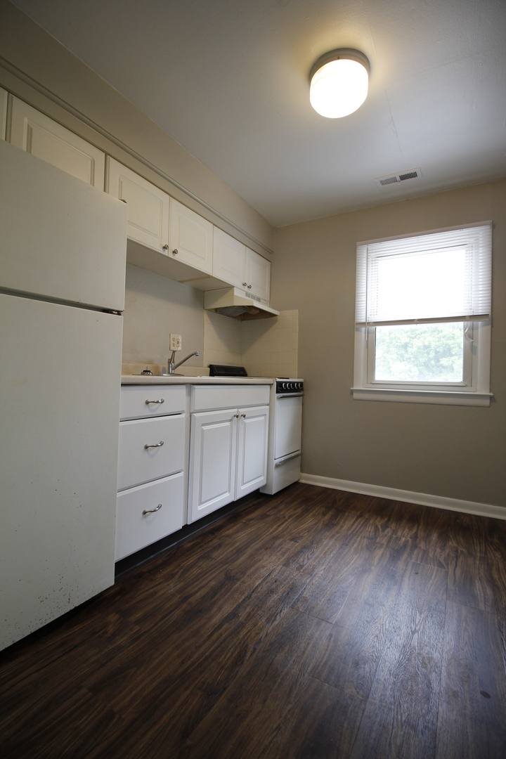 Apartment for rent at 300 W Adams Ave, Magnolia, NJ 08049