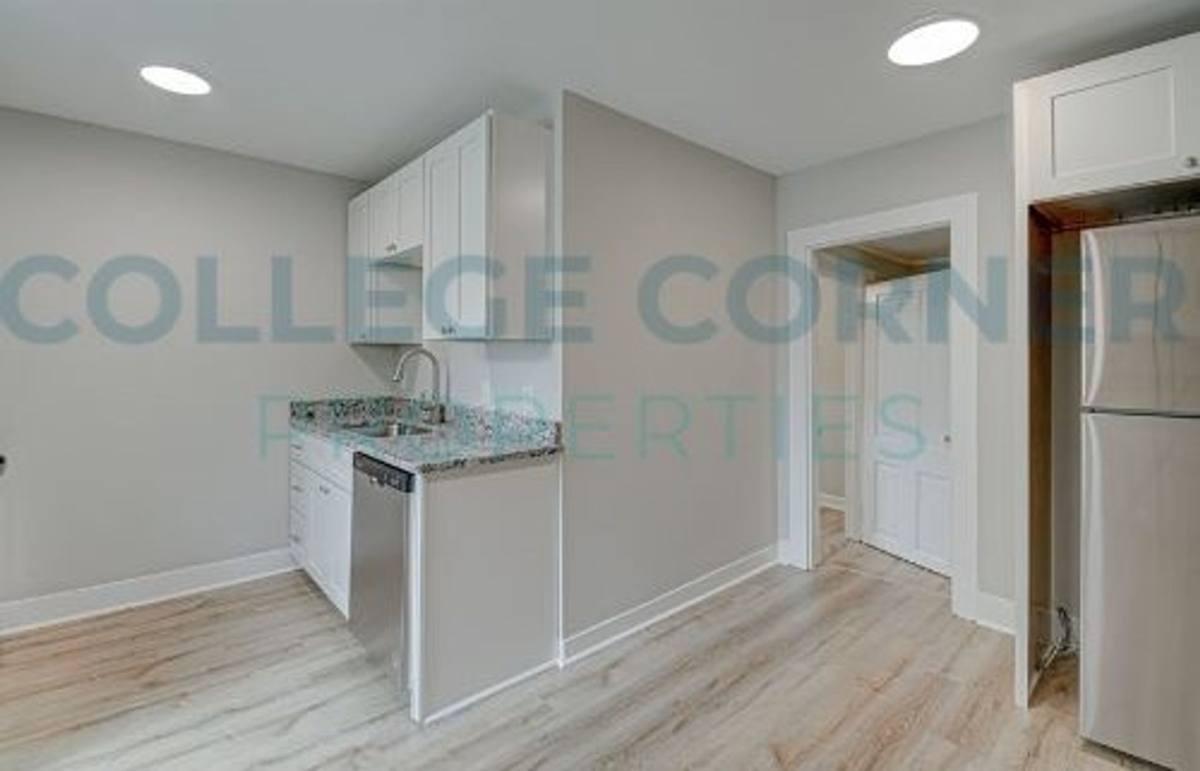 Apartment for rent at 639 S Poplar - 639-C, Winston Salem, NC 27101