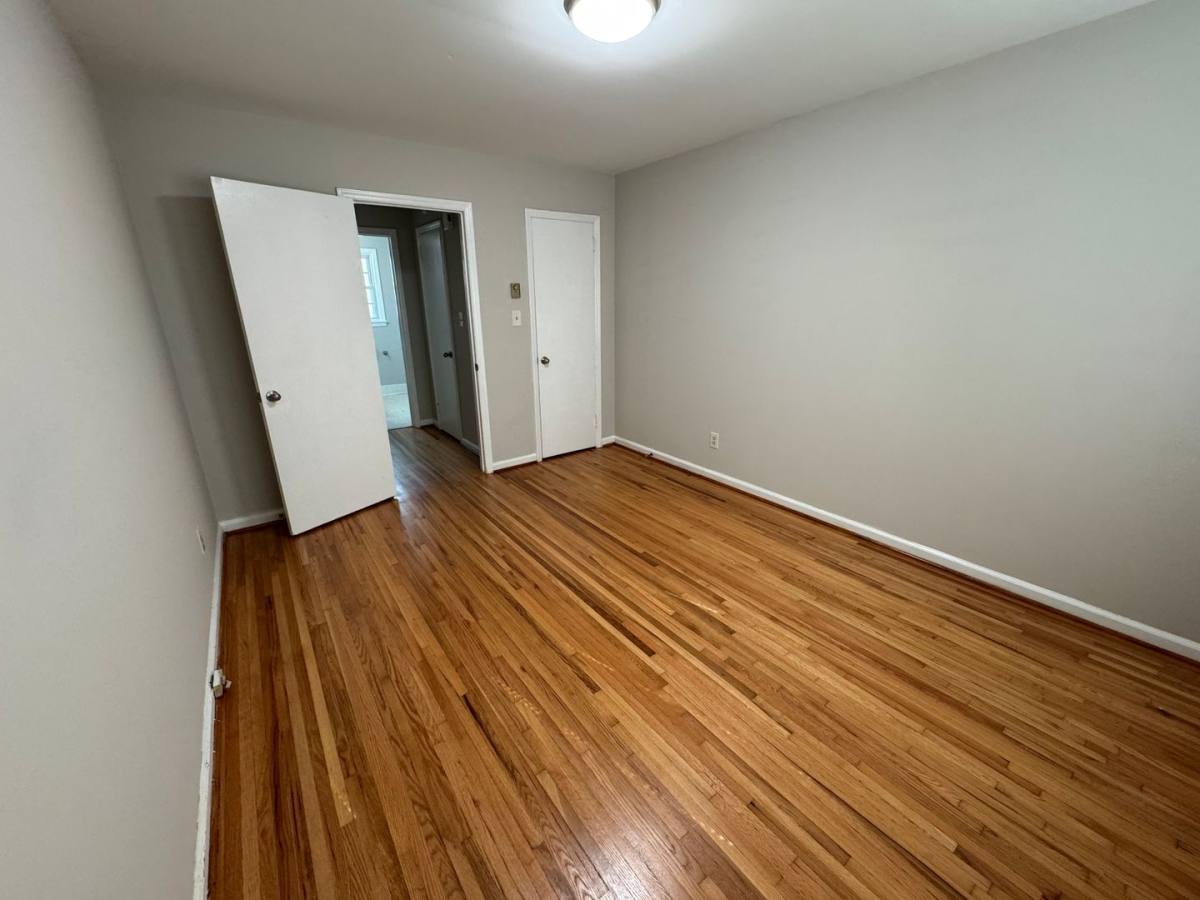 Apartment for rent at 3436 Washburn Ave, Charlotte, NC 28205