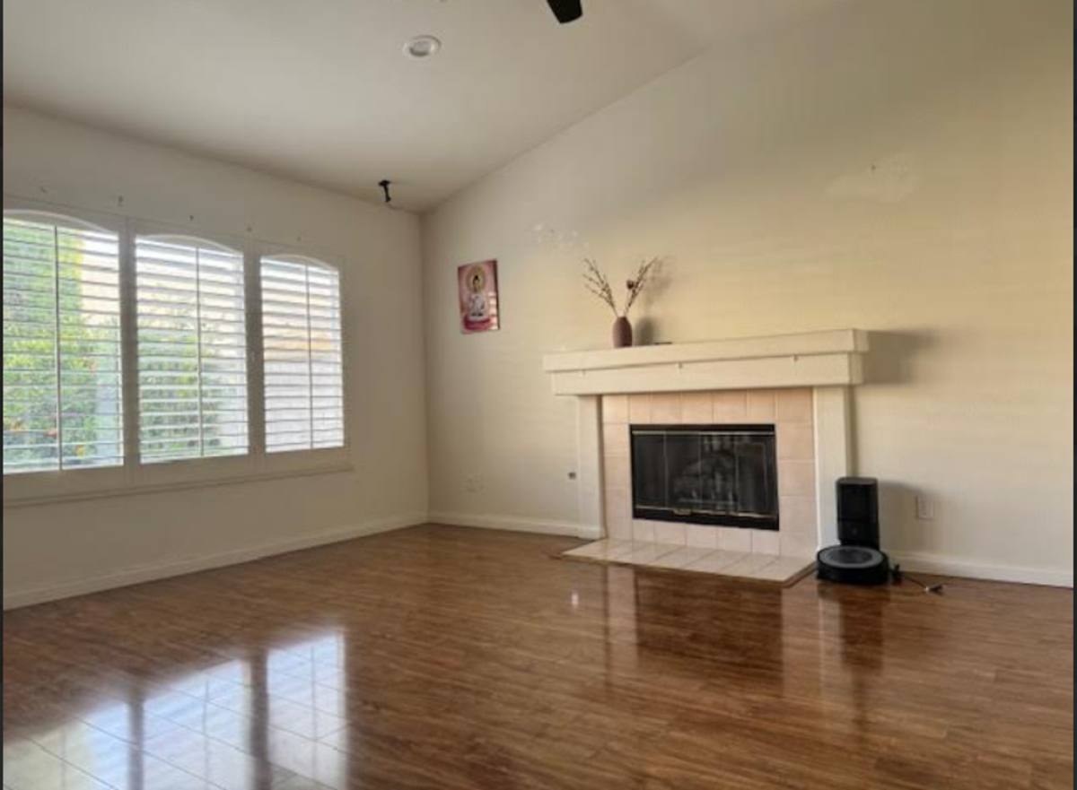 House for rent at 652 Teresa St, Santa Paula, CA 93060