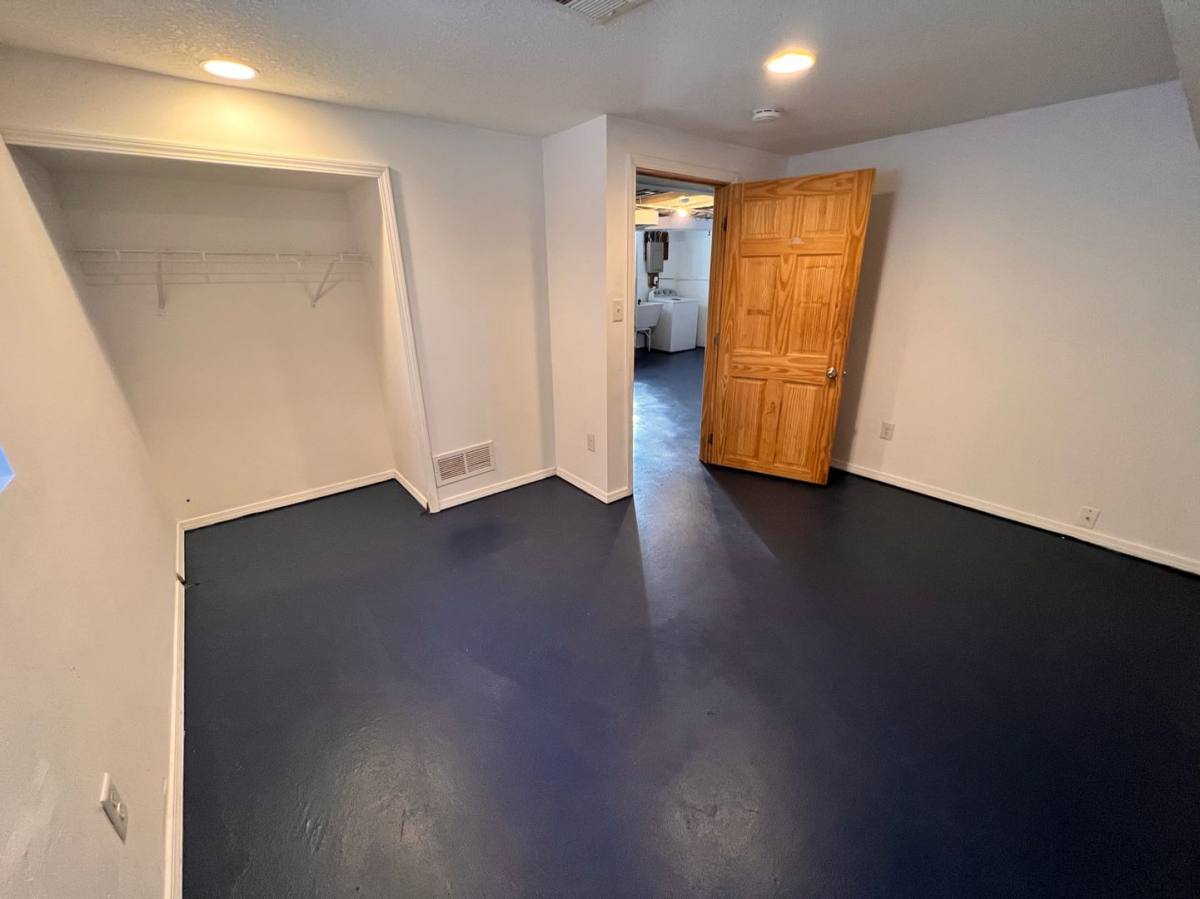 House for rent at 1160 Farrington St, Saint Paul, MN 55117