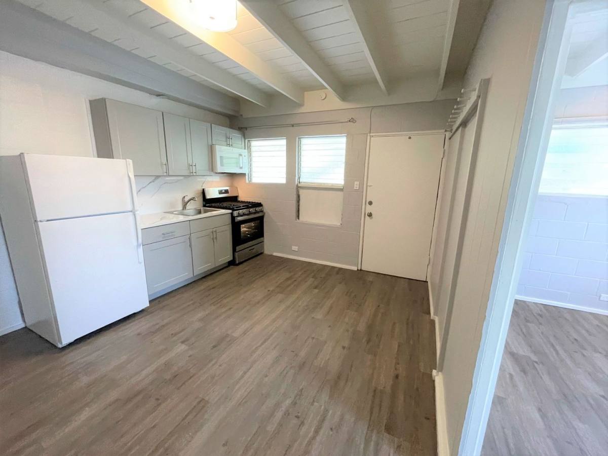 Apartment for rent at 1135 Rycroft St, Honolulu, HI 96814