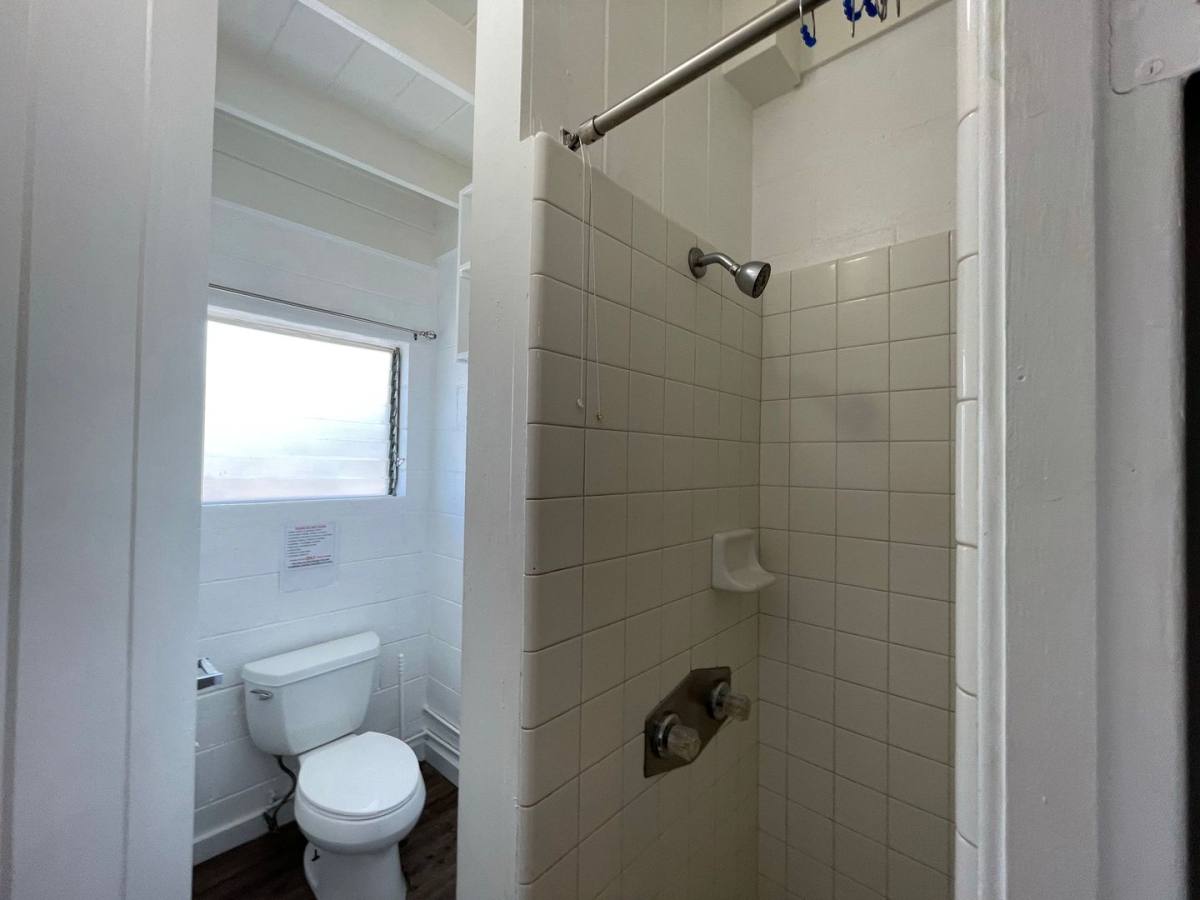 Apartment for rent at 1135 Rycroft St, Honolulu, HI 96814