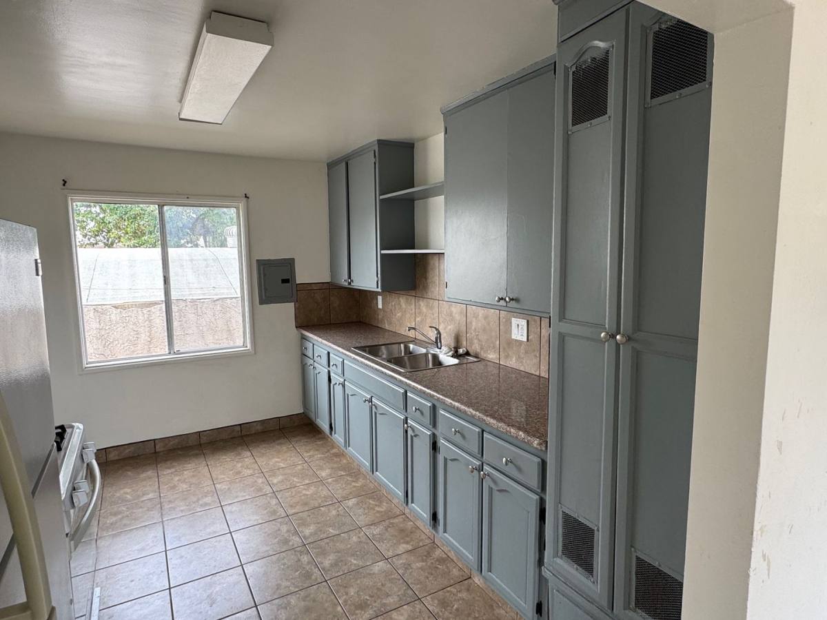 Apartment for rent at 1351 E Vernon Ave, Los Angeles, CA 90011